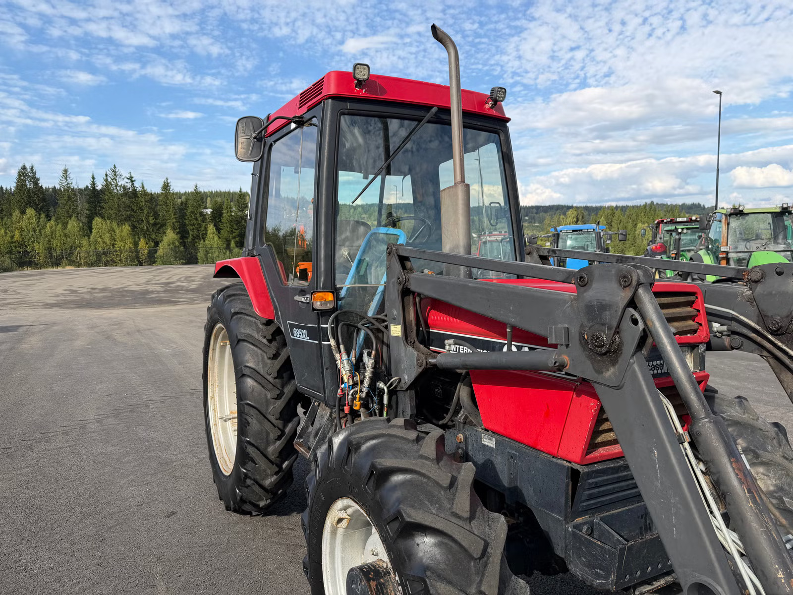CASE IH 685 XL, Anul 1989 - imagine 30