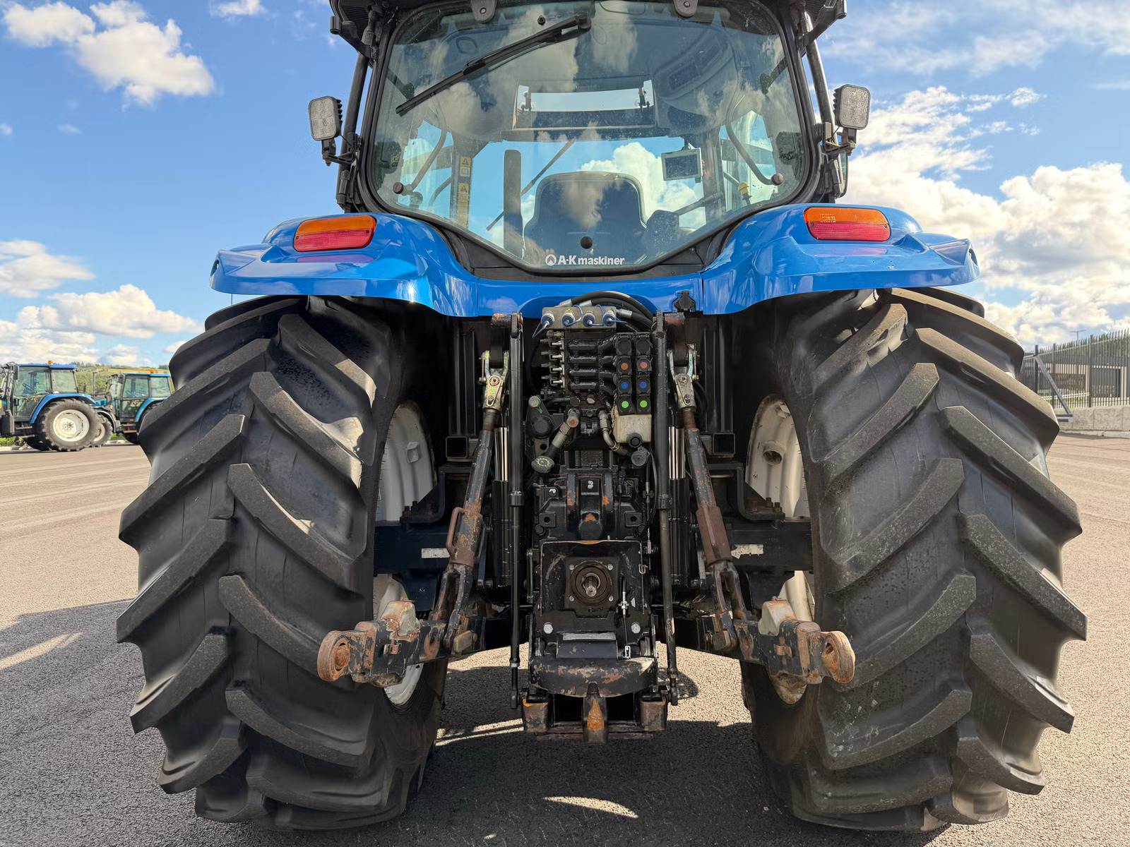 New Holland TS 115 A, Anul 2003 - imagine 30
