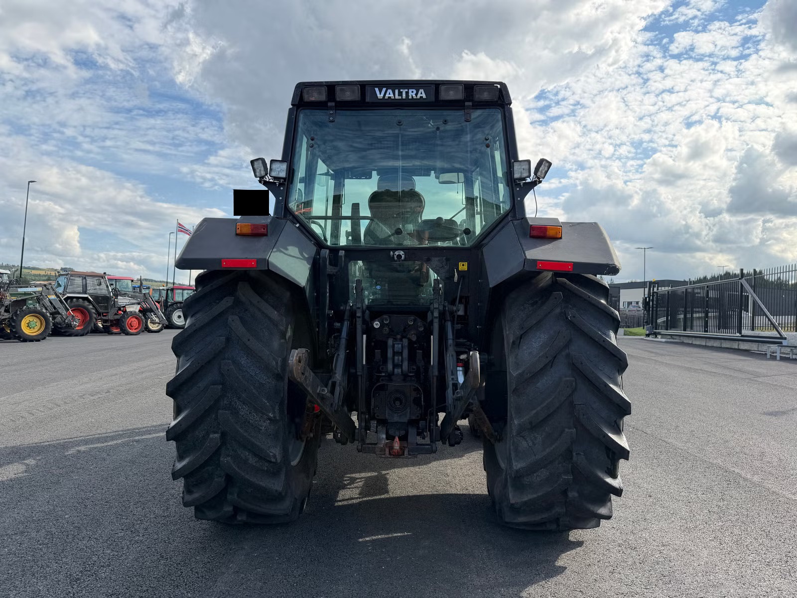 Valtra 6550, Anul 2002 - imagine 30