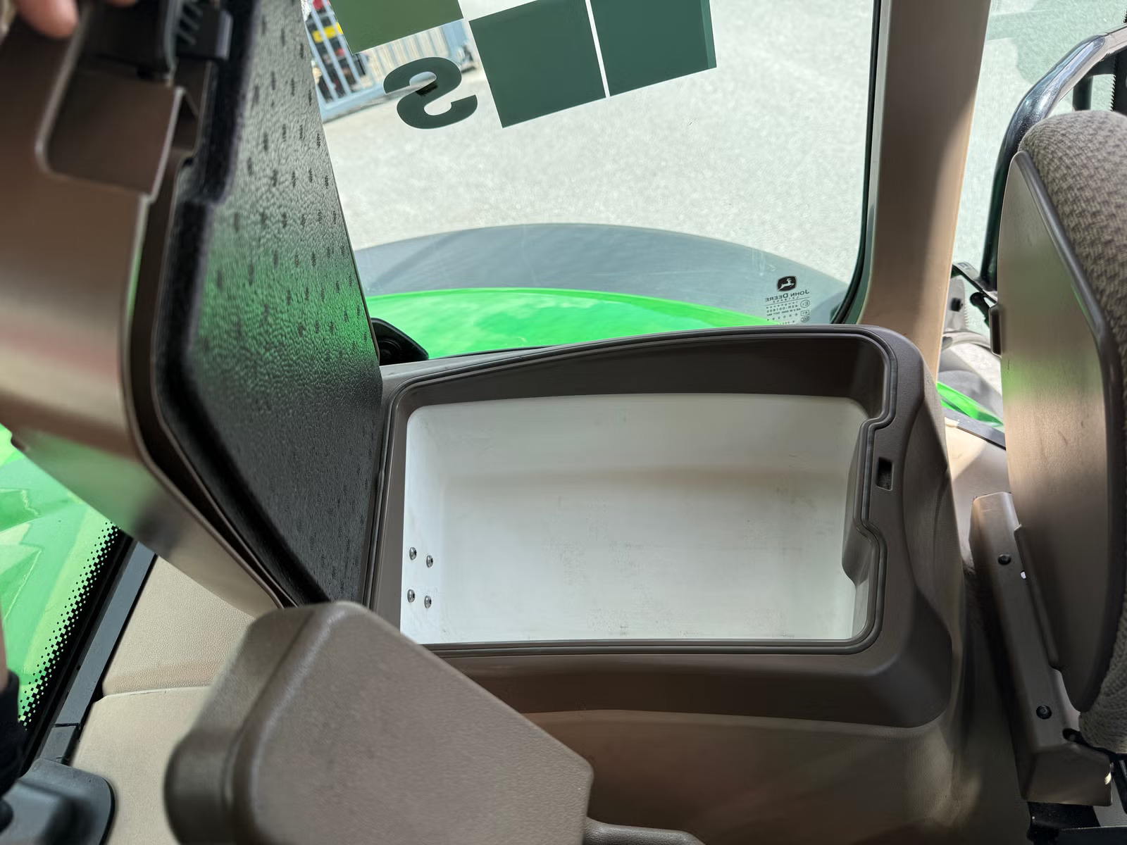 John Deere 6155R, Anul 2021 - imagine 31