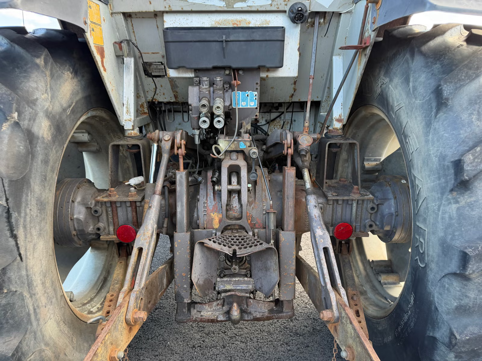 Massey Ferguson 390, Anul 1991 - imagine 32