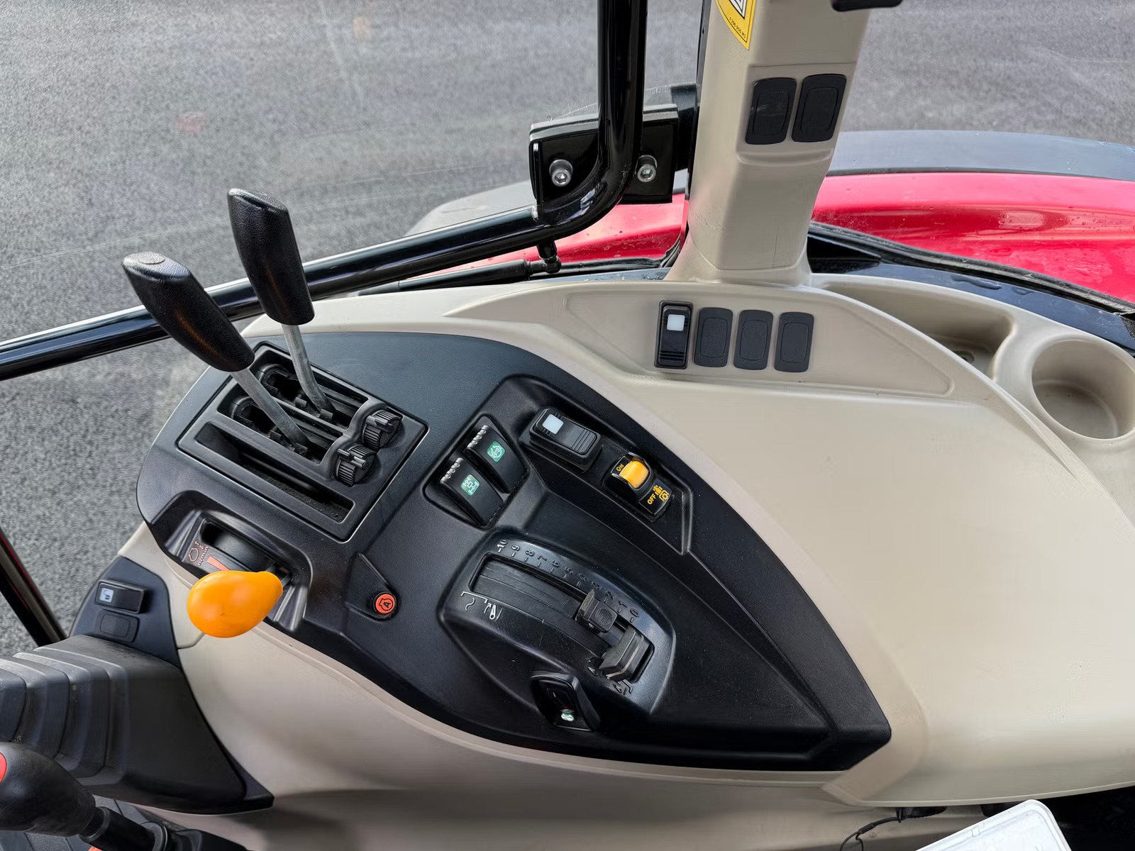 Massey Ferguson 4707, Anul 2019 - imagine 34