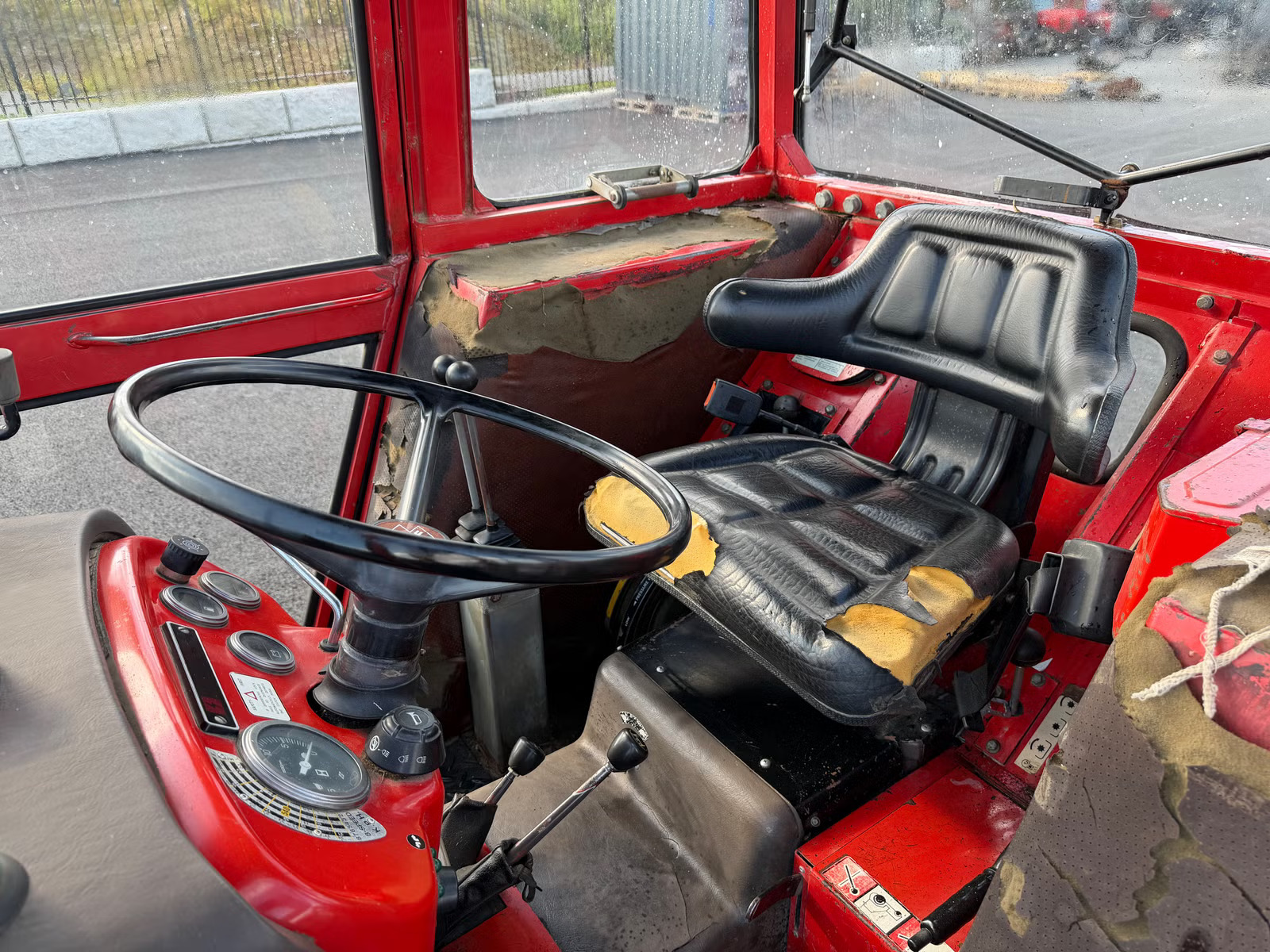 Massey Ferguson 250, Anul 1984 - imagine 35