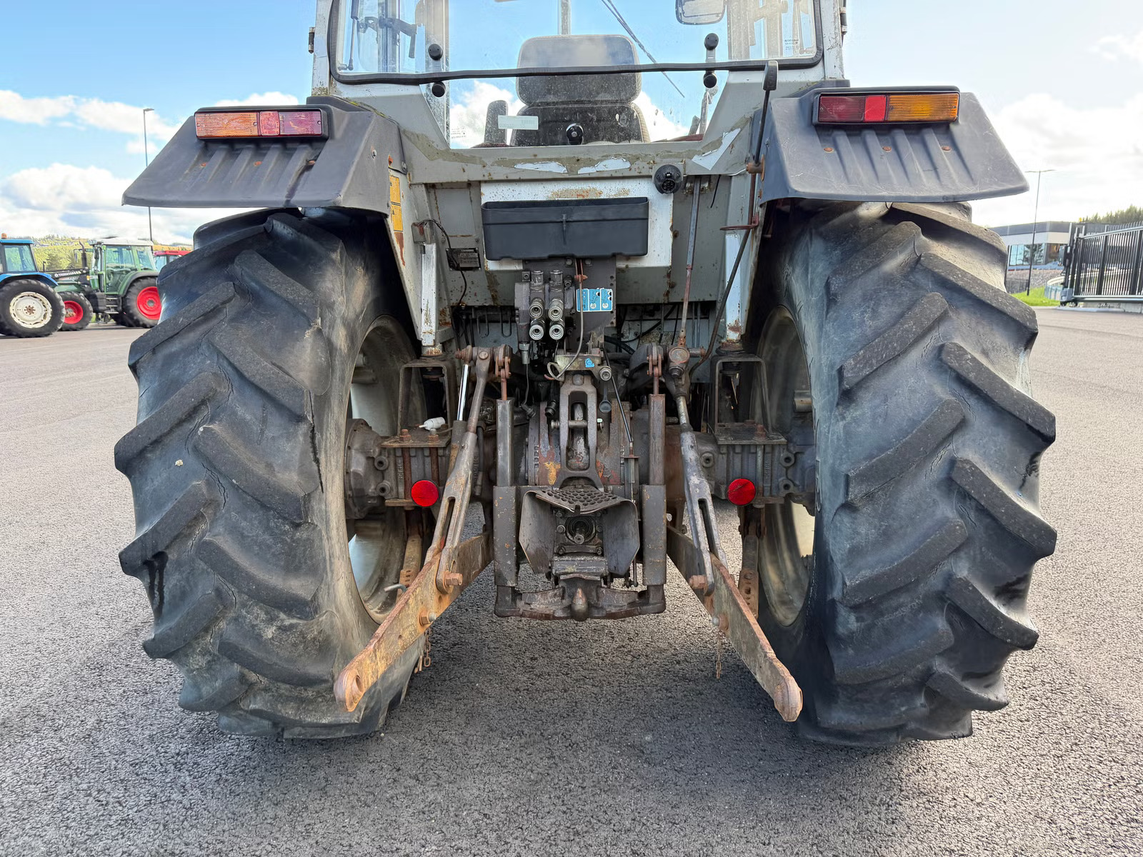 Massey Ferguson 390, Anul 1991 - imagine 35
