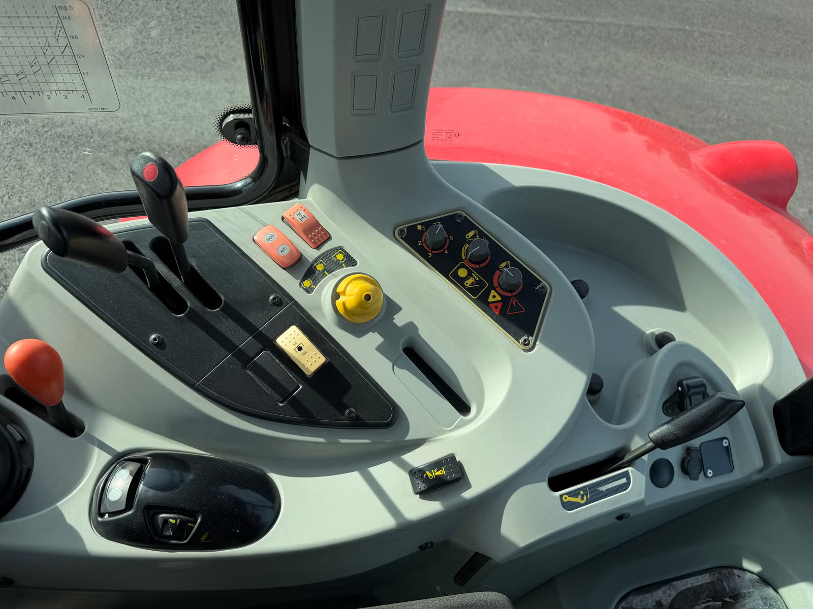 Massey Ferguson 5455, Anul 2005 - imagine 35