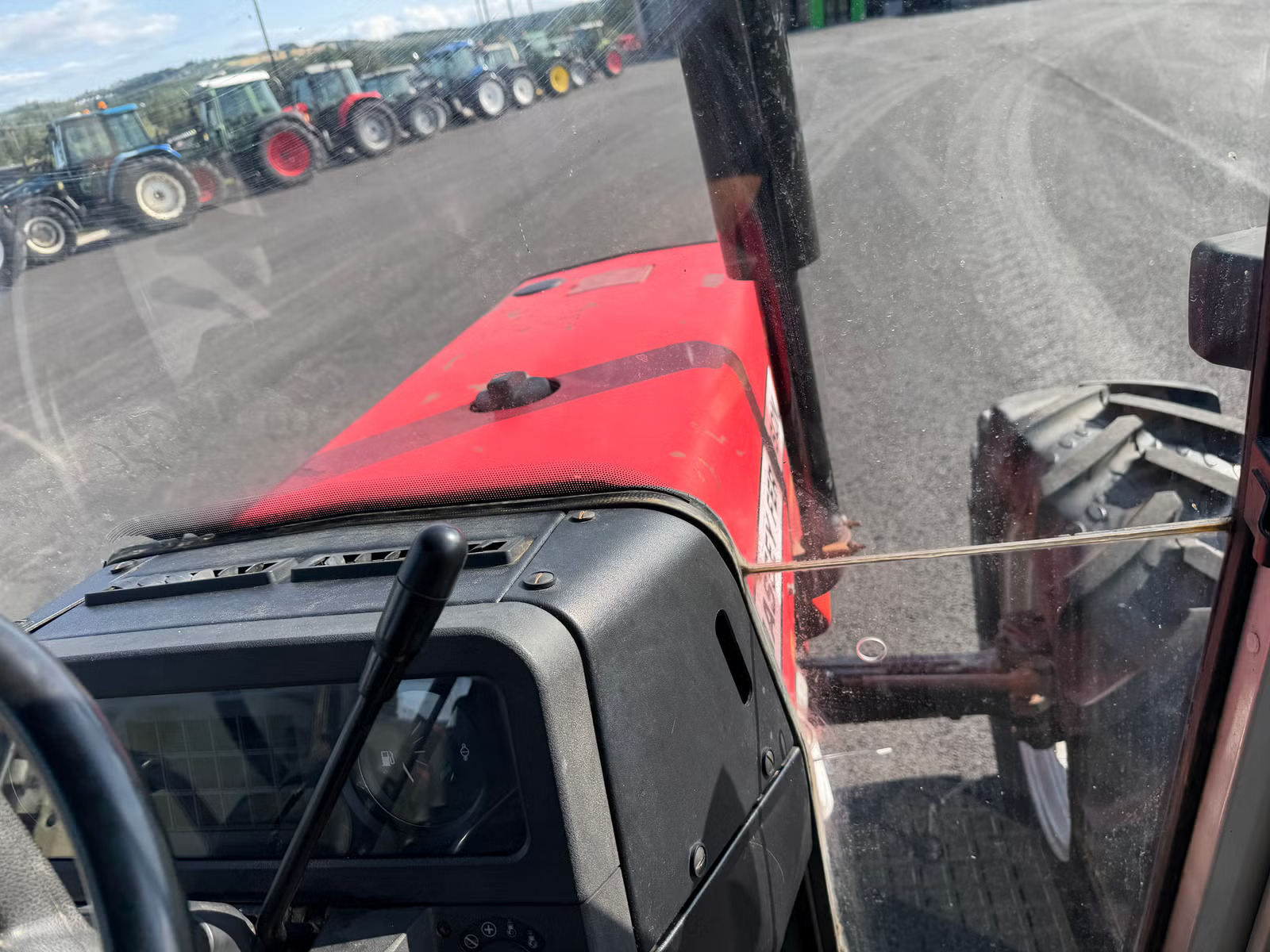 Massey Ferguson 372, Anul 1994 - imagine 36