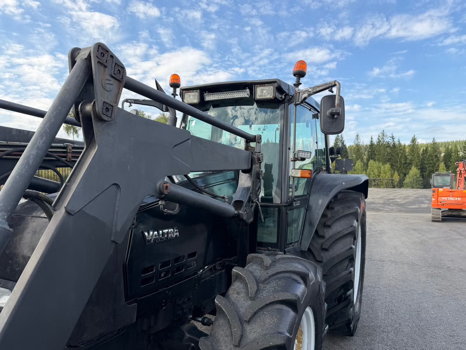 Valtra 6550, Anul 2002 - imagine 36
