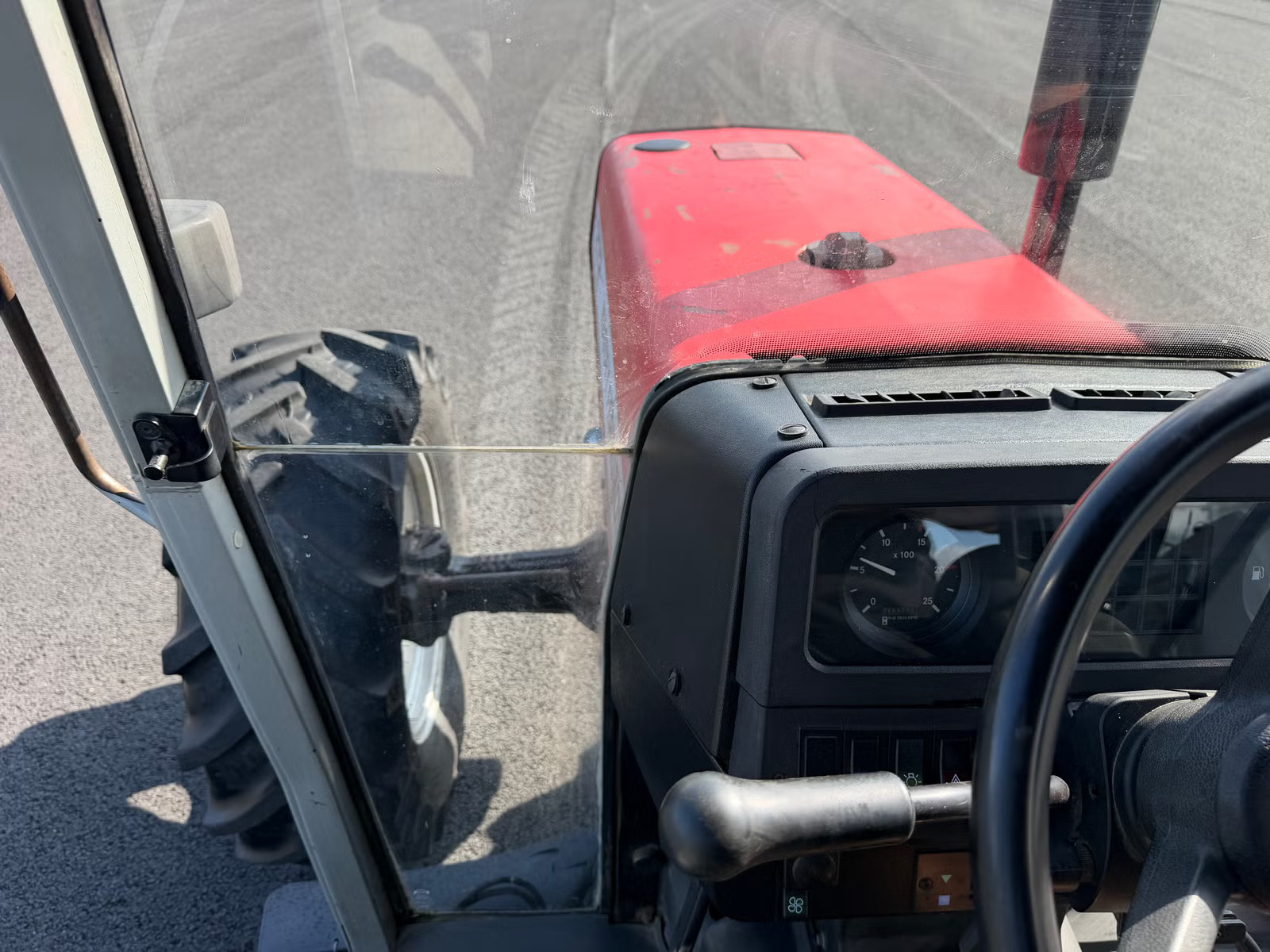 Massey Ferguson 372, Anul 1994 - imagine 37