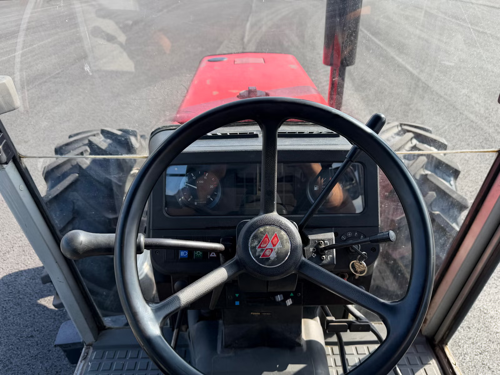 Massey Ferguson 372, Anul 1994 - imagine 41