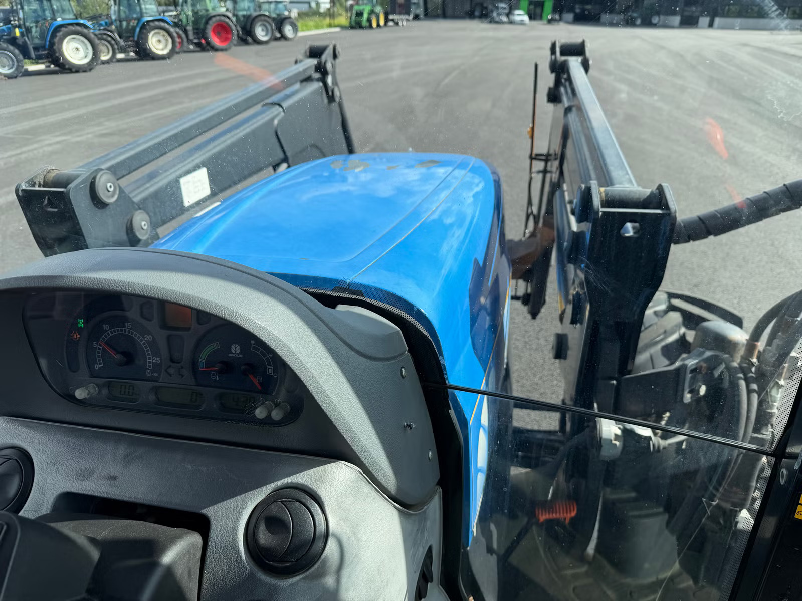 New Holland TS 115 A, Anul 2003 - imagine 48
